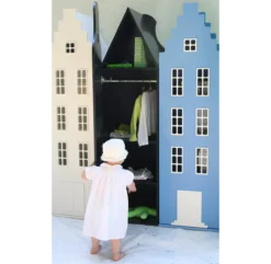 Armoire Maison Amsterdam Cloche - Bleu Nuit -Magasin De Meubles Pour Enfants armoire maison amsterdam kast van een huis 1264x1234 2