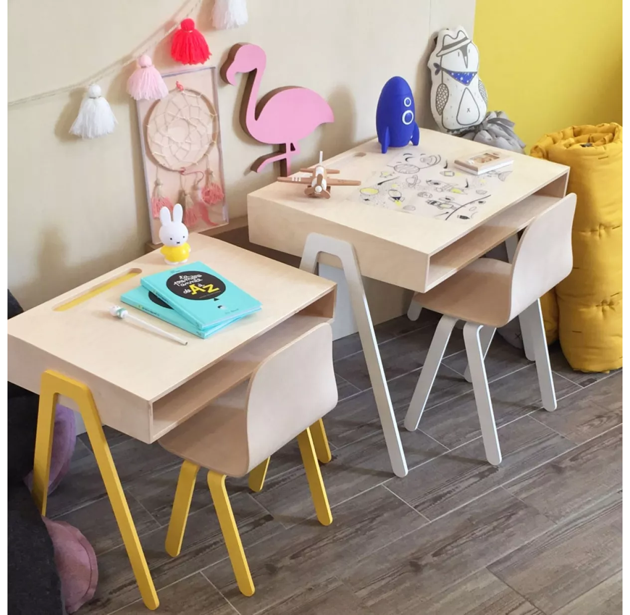Bureau Et Chaise Enfant 2-6 Ans - Jaune 4 Bureau Et Chaise Enfant 2-6 Ans - Jaune – Image 2