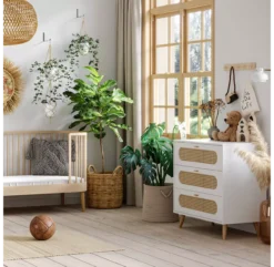 VOX Commode 3 Tiroirs à Langer Canne - Blanc -Magasin De Meubles Pour Enfants commode a langer canne vox blanc 4 1264x1234