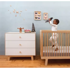 Commode Merlin Sparrow 3 Tiroirs - Blanc/Bouleau -Magasin De Meubles Pour Enfants commode sparrow merlin 3 tiroirs bouleau 1 1264x1234