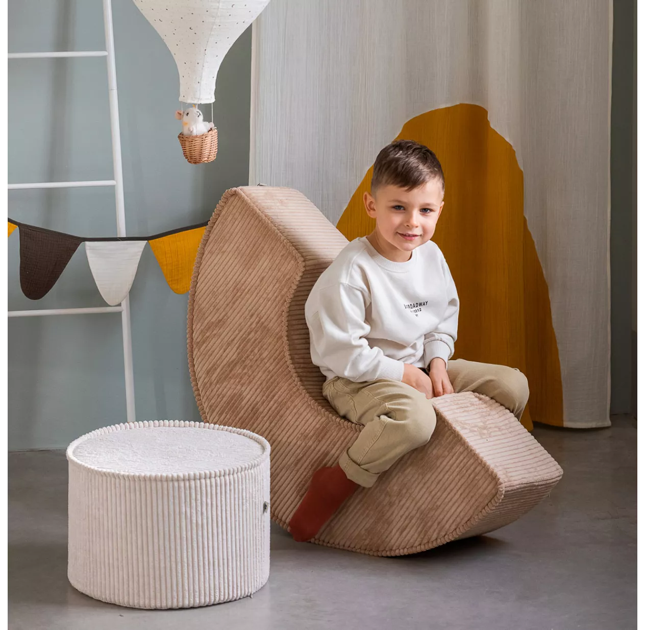 Duo De Poufs En Velours Côtelé - Beige 4 Duo De Poufs En Velours Côtelé - Beige – Image 2