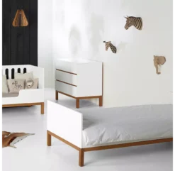 Commode à Langer 3 Tiroirs Indigo - Blanc -Magasin De Meubles Pour Enfants indigo white commode quax 4 1264x1234