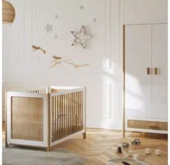 Lit Bébé évolutif Cèdre Et Rotin Océania 60x120cm - Blanc -Magasin De Meubles Pour Enfants lit bebe evolutif oceania theo 60x120 5 1264x1234