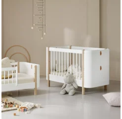Lit Bébé évolutif Mini+ Wood Sans Kit De Conversion - Blanc 14 Lit Bébé évolutif Mini+ Wood Sans Kit De Conversion - Blanc -Magasin De Meubles Pour Enfants lit bebe evolutif wood mini plus sans kit blanc oliver furniture 6 1264x1234