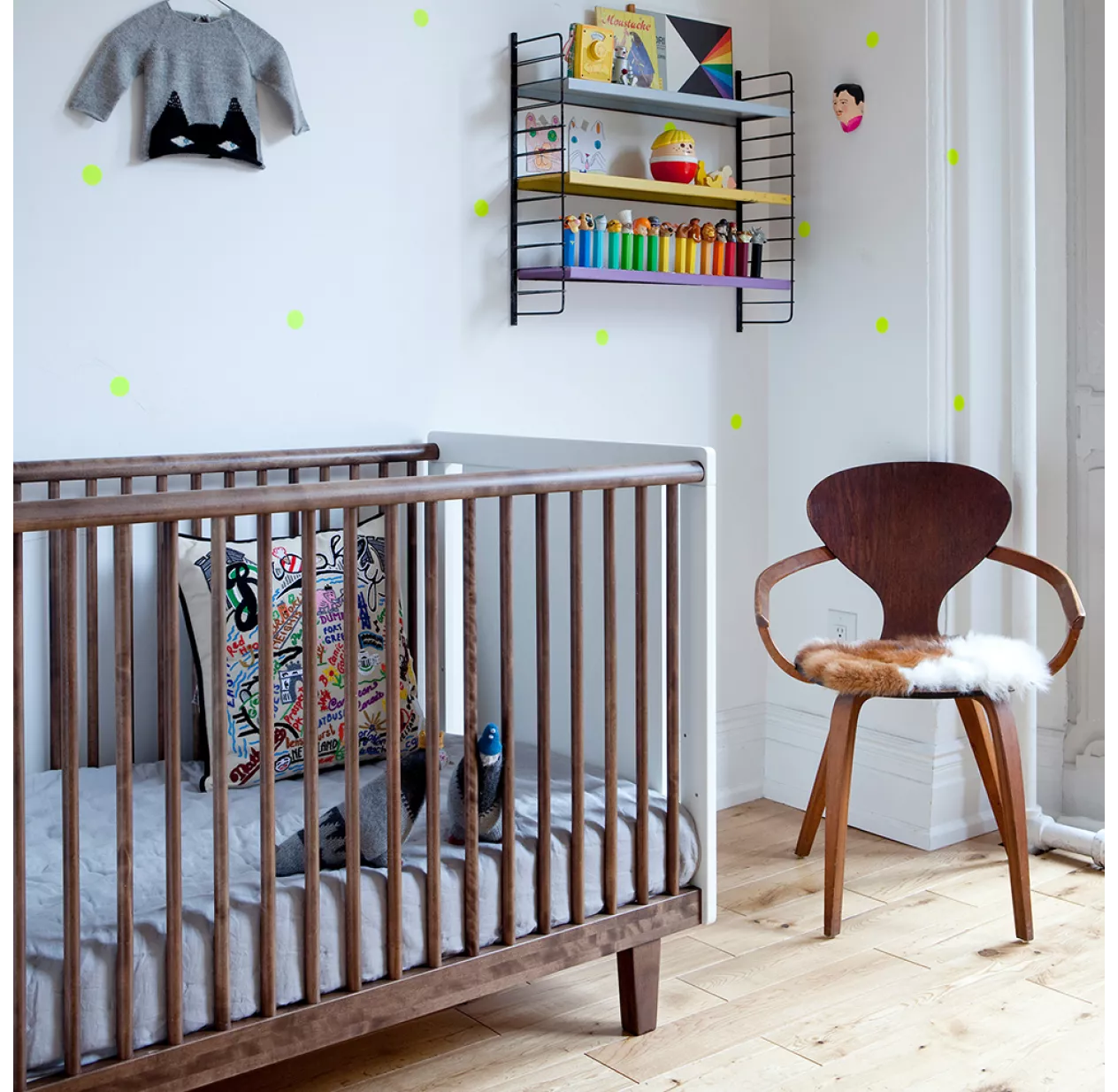 Lit Bébé évolutif Rhea - Blanc/Noyer 6 Lit Bébé évolutif Rhea - Blanc/Noyer – Image 4