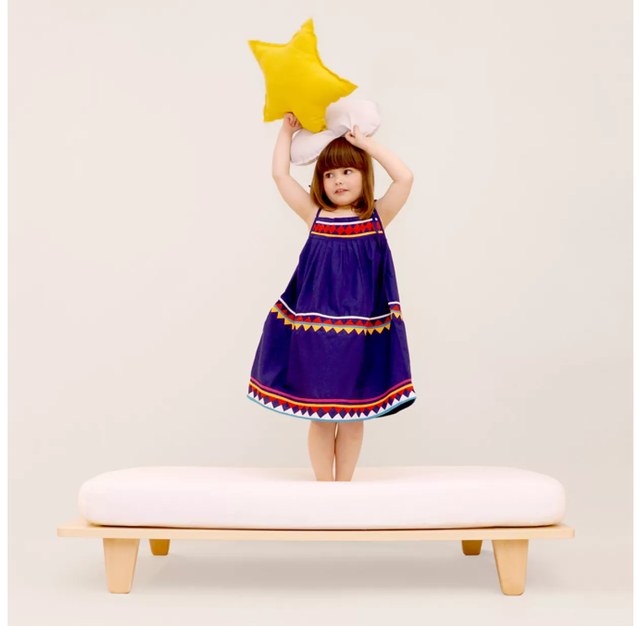 Lit Junior 4 Lit Junior – Image 2