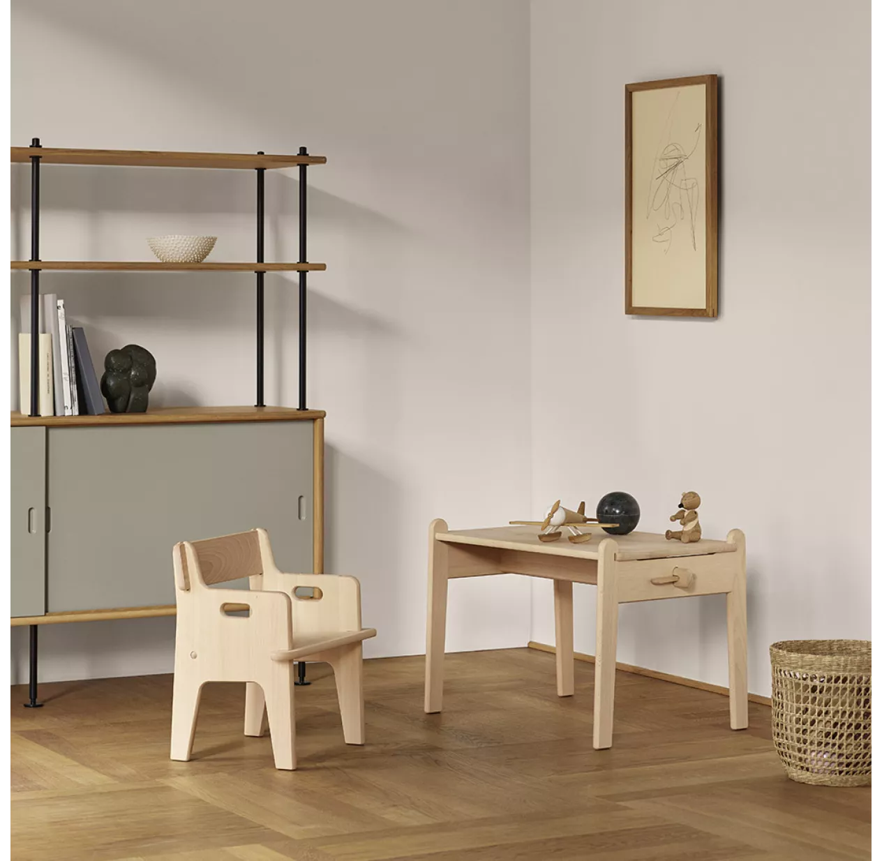 Table Enfant Peter CH411 4 Table Enfant Peter CH411 – Image 2